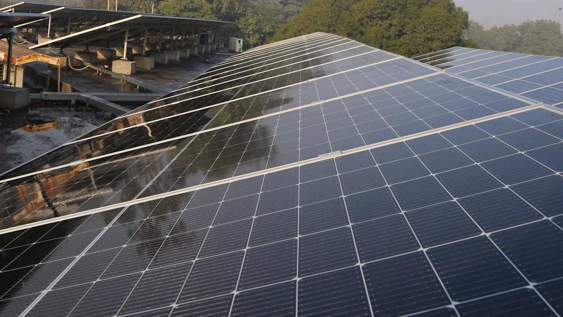 How Can I Tell If a Solar Panel Is Defective?